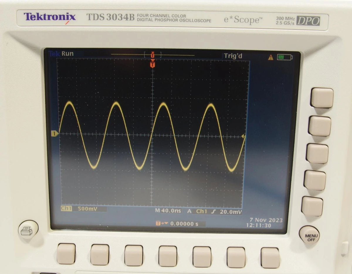 Tektronix TDS3034B 4 CH Digital Oscilloscope 300 MHz 2.5GS/s, FFT /TRG /TMT/ VID