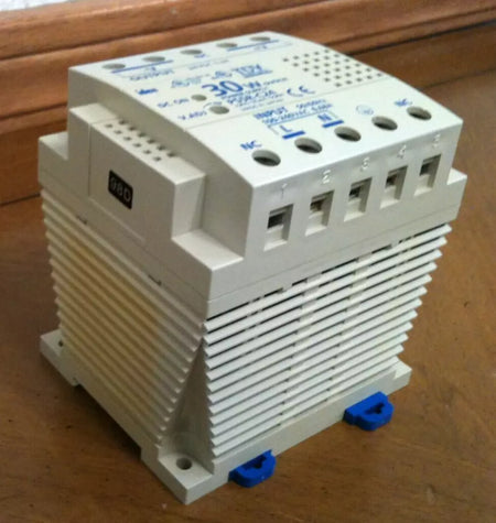 Idec PS5R-C24 Power Supply 24VDC 1.3A 30W