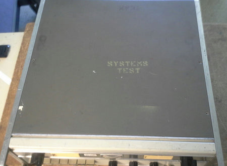 HP 8614A RF Signal Generator 800MHz to 2.4GHz