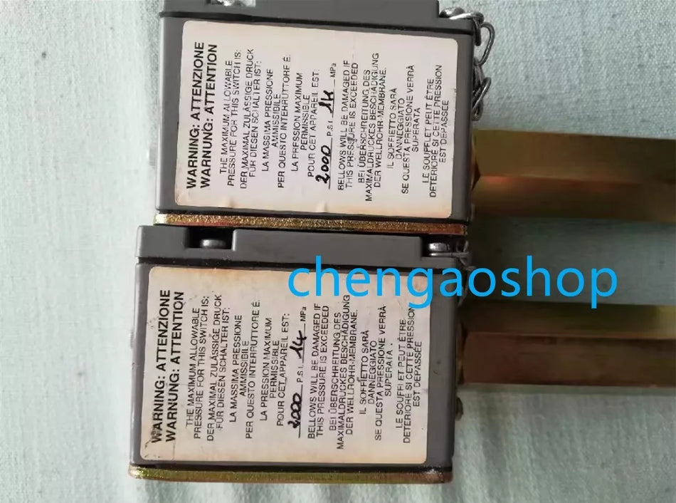 1PCS SQUARE D class 9012 ACW-6 M12 (by Fedex or DHL) #U3926D YG