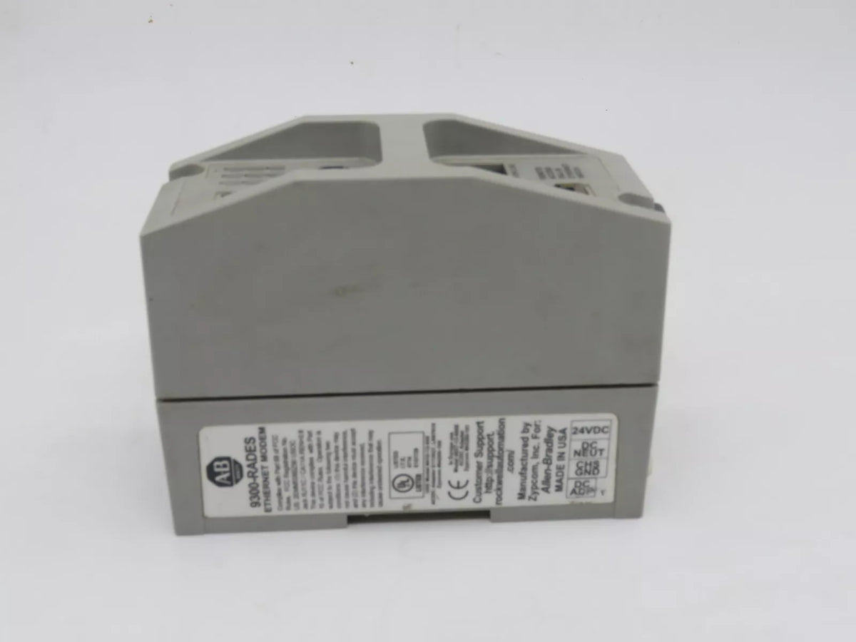 Allen Bradley 9300-RADES Ethernet Modem Remote Access 4 Port Switch
