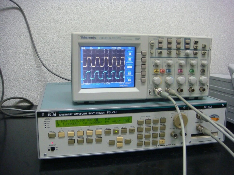 TOA FS2121 12.8MHz Arbitary Function Generator