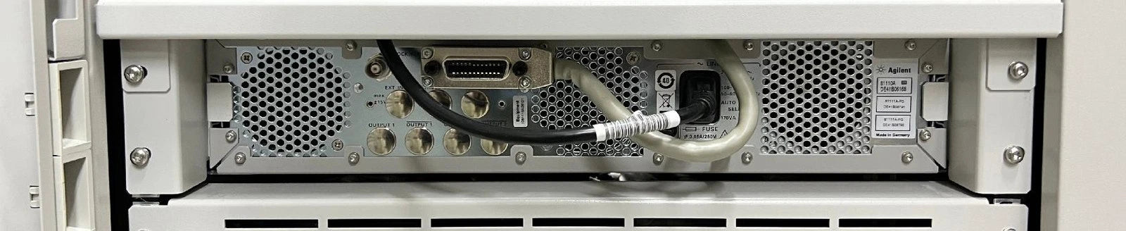 Agilent/Keysight 81110A with 2x 81111A Pulse Pattern Generator 330MHz 3.8V