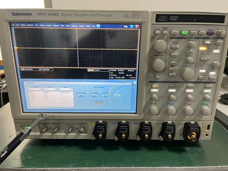 Tektronix DPO71604B Digital Phosphor Oscilloscope 16GHz , 4Ch , 50Gs/s_B110470 - XG eqpt