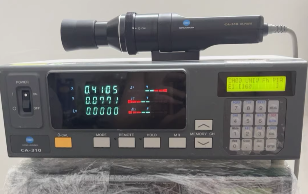 Konica Minolta CA-310 Color Analyzer with Probe
