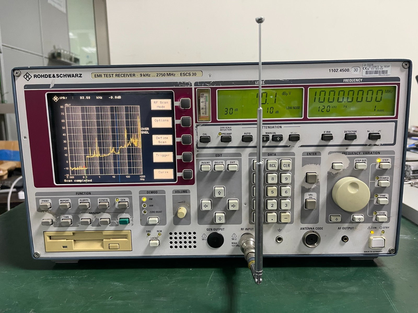 Rohde & Schwarz ESCS30 EMI Test Receiver 9 kHz - 2750 MHz _0369 - XG eqpt