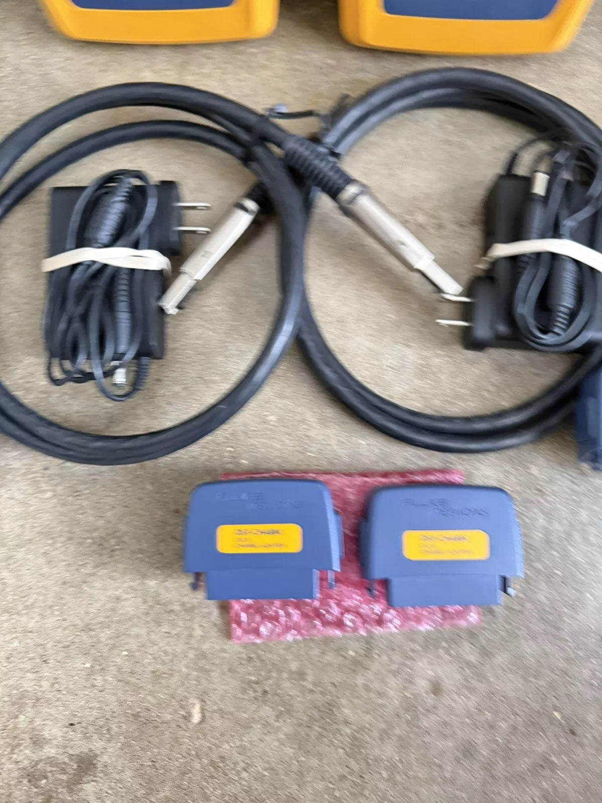 FLUKE Networks DSX-8000 Cable Certifier Tester Kit (Calibrated 2022)