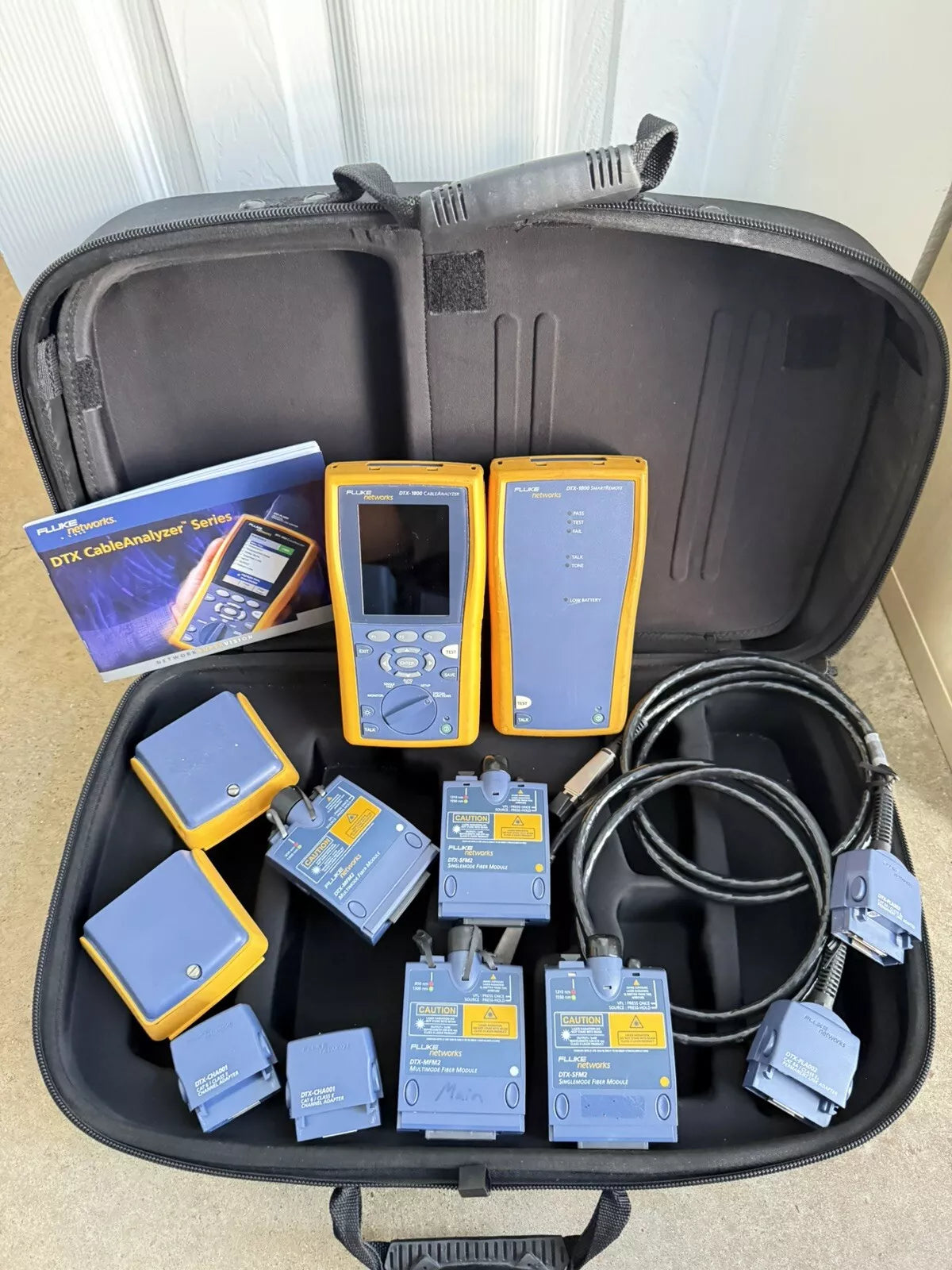 Fluke Networks DTX-1800 Cable Analyzer with DTX-SFM2 DTX-MFM2 DTX-PLA002 (Tested)