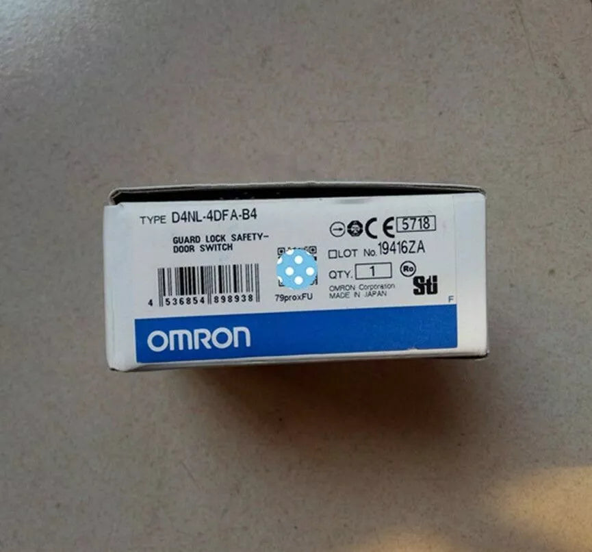 Omron D4NL-4DFA-B4 Safety Door Switch