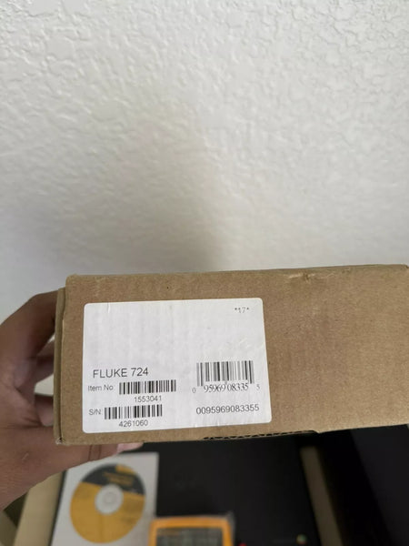 Fluke 724 Temperature Calibrator - New Sealed