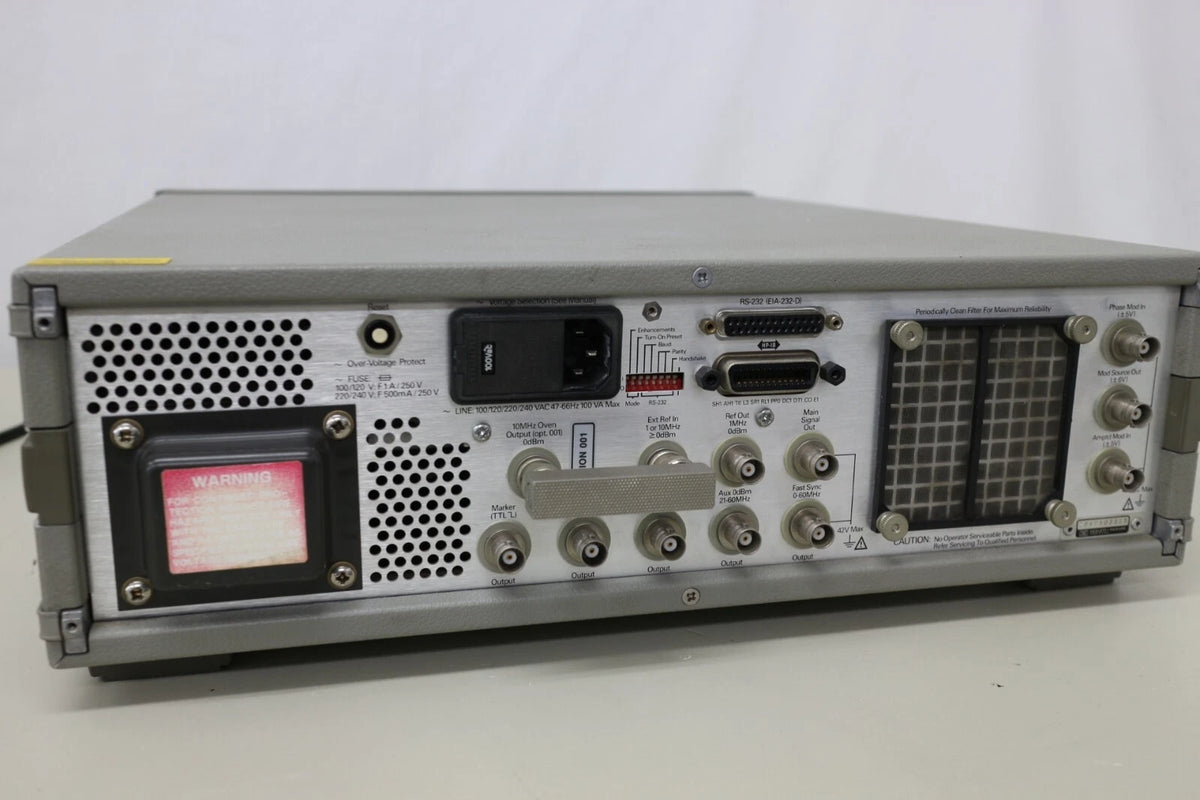 HP 3325B /001 21MHz Synthsized Generator