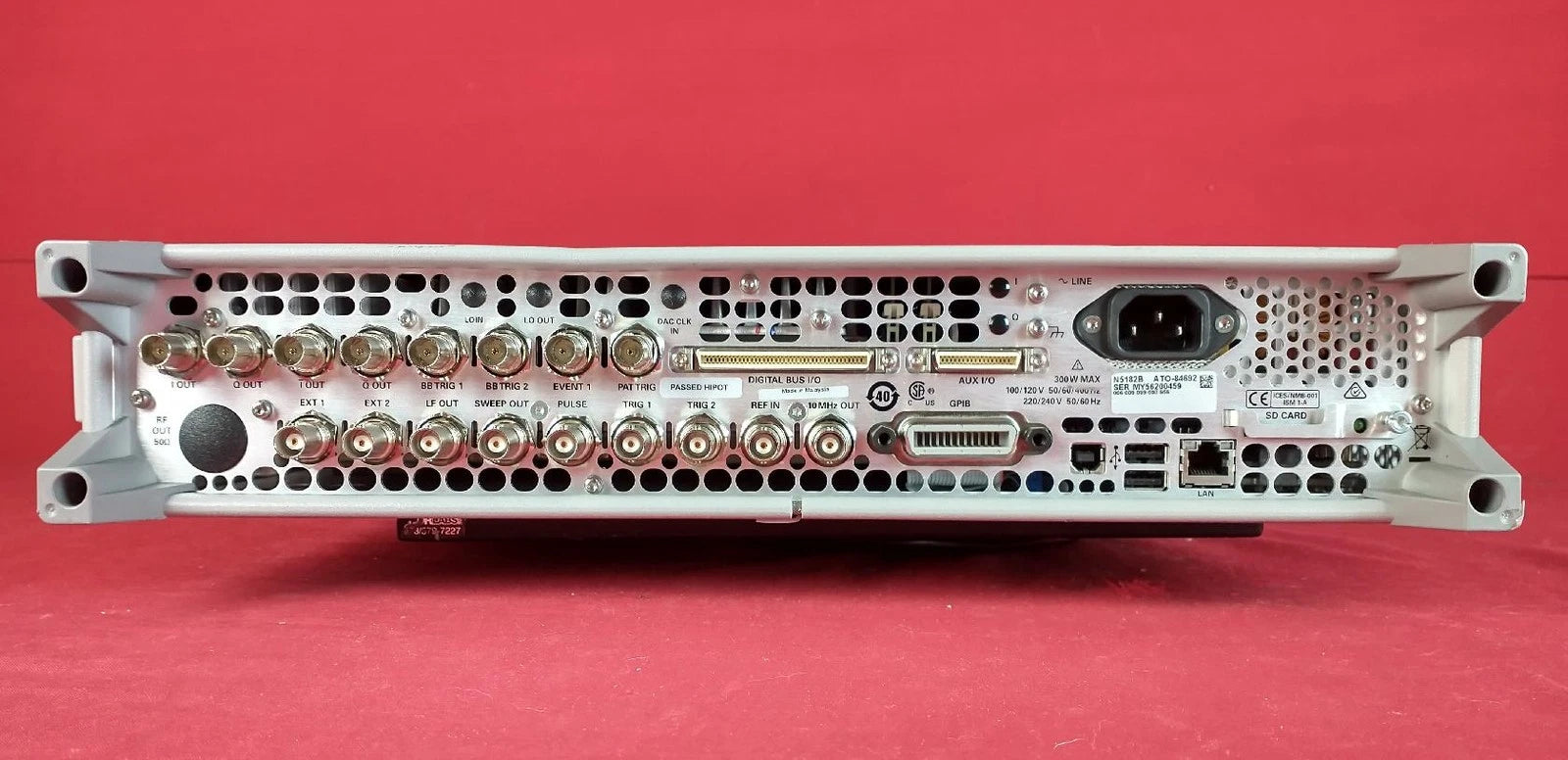 Keysight N5182B 503 MY56200459 MXG X-Series RF Vector Signal Generator OPTIONS