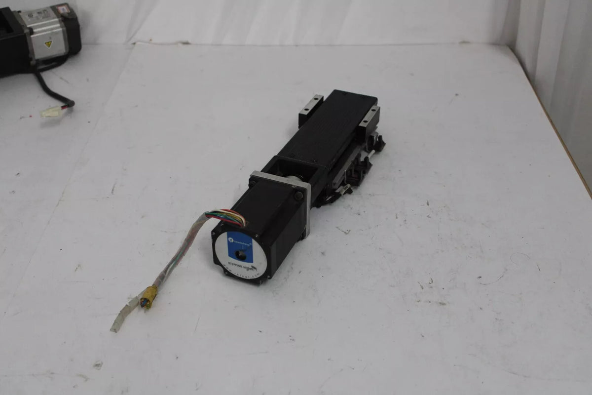 THK KR30H10C-0070-0 LM Guide Actuator KR30H10A Series With Stepper Motor