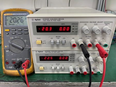 Agilent E3630A Triple Output DC Power Supply, 0-6V, 2.5A, 0 to ±20V, 0.5A, 35W