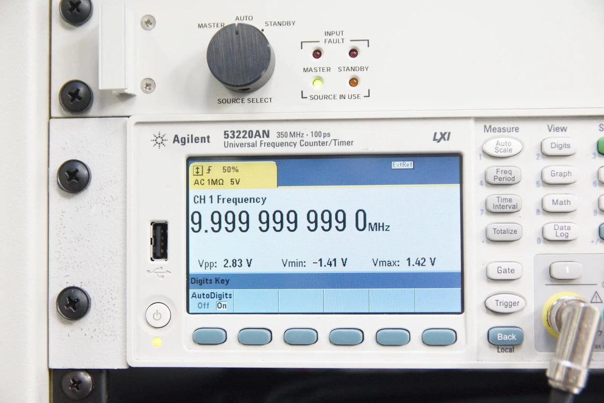Stanford Research Systems FS725 10 MHz Rubidium Benchtop Oscillator
