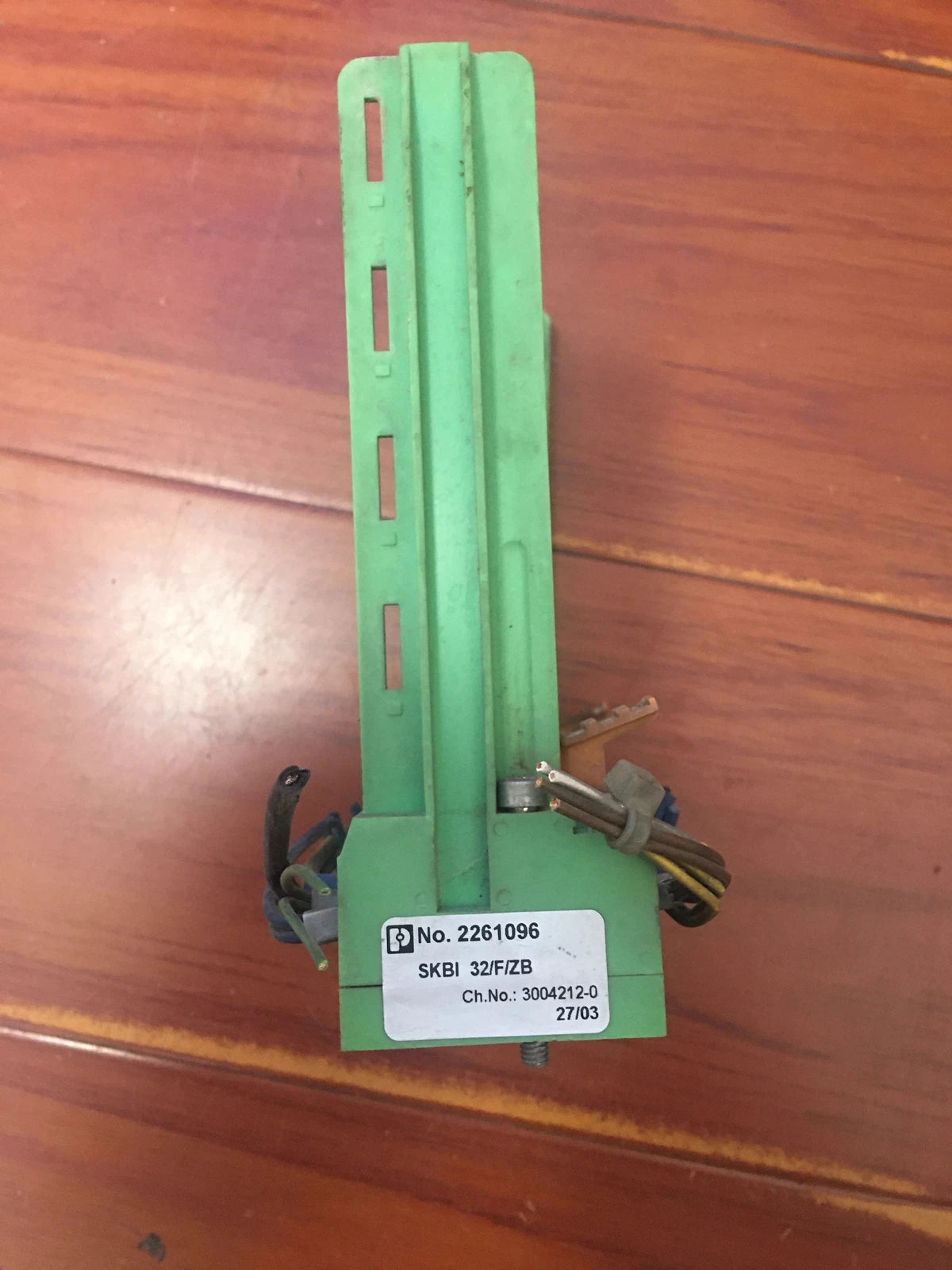 SKBI 32/F/ZB - 2261096: High-Quality Industrial Control Valve