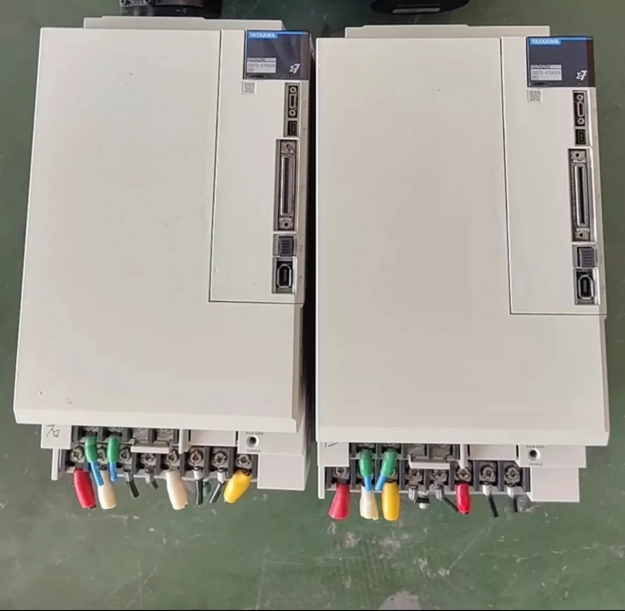 Compact SGD7S-550A00A002 Stepper Drive with Encoder Feedback