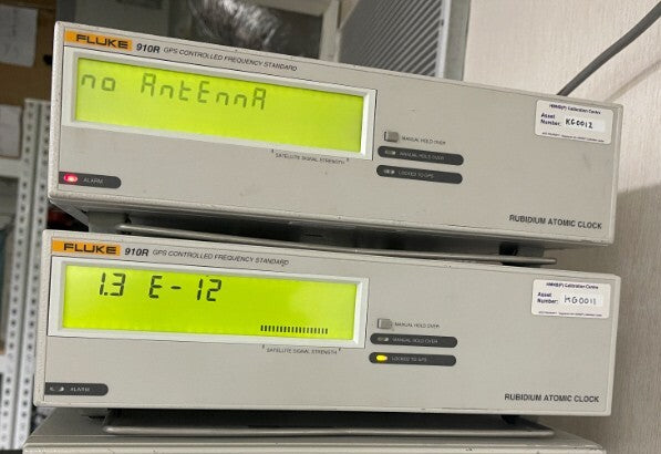 Fluke 910R GPS Controlled Frequency Standard _ 624 or _646