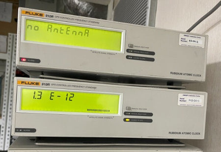 Fluke 910R GPS Controlled Frequency Standard _ 624 or _646