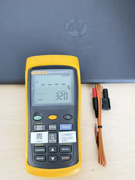 Fluke 54 II Digital Thermometer with Probe