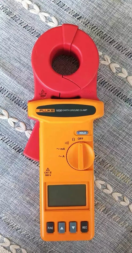 Fluke 1630 Ground Resistance Meter for Accurate Electrical System Testing - XG eqpt