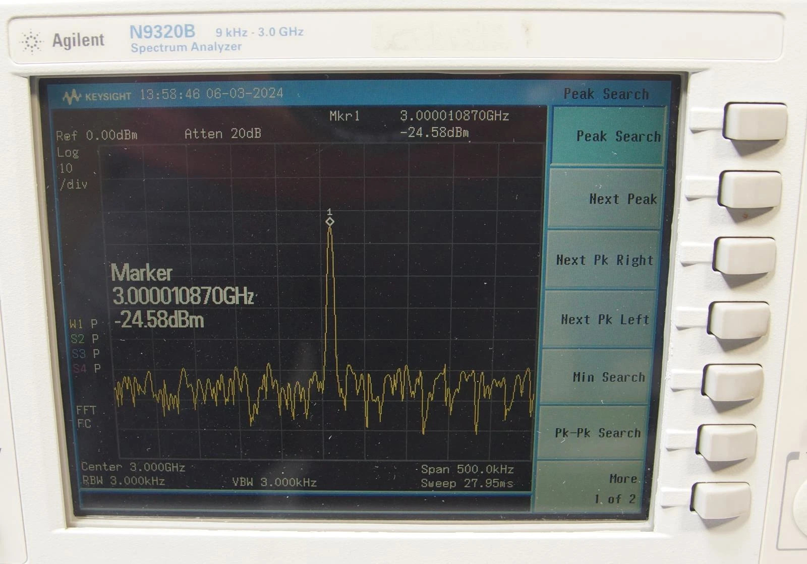 Agilent Keysight N9320B 9 kHz - 3 GHz RF Spectrum Analyzer