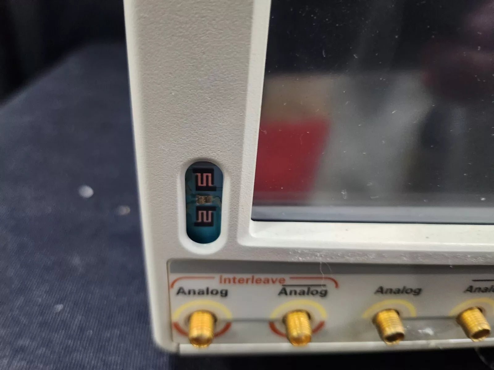 Tektronix AWG7102 10GS/s 2CH Arbitrary Waveform Generator AS IS Selling (0350)