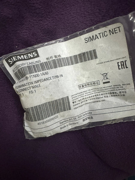 Siemens 6GK5795-1TN00-1AA0 Industrial Ethernet RJ45 Connector
