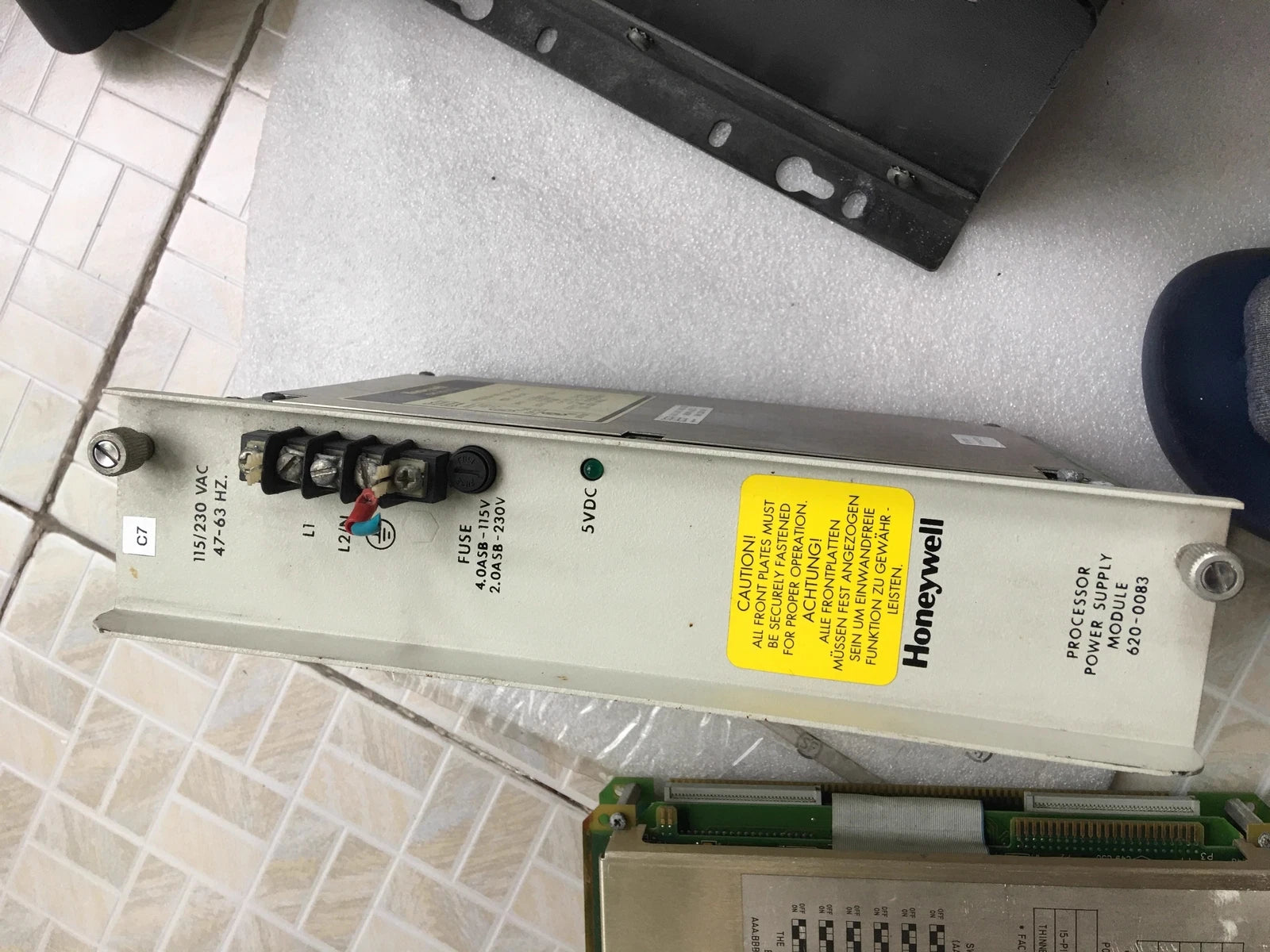 Honeywell 620-0083 115/230 VAC Power Supply