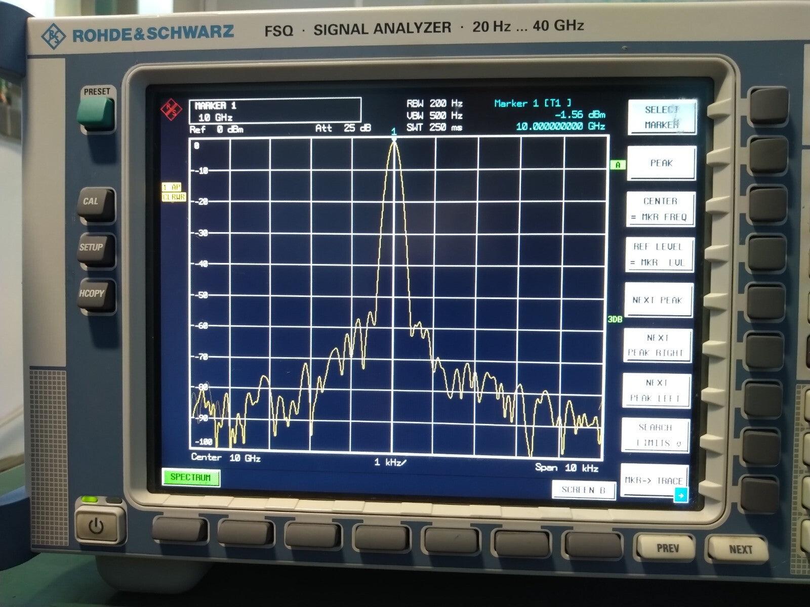 Rohde &amp; Schwarz FSQ40 Signal Analyzer 20Hz - 40GHz