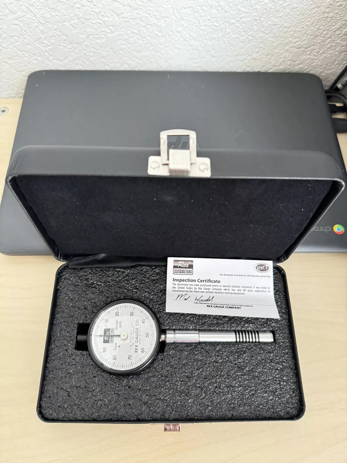 Rex Durometer Model 1600 Type A in Great Condition with Hard Case