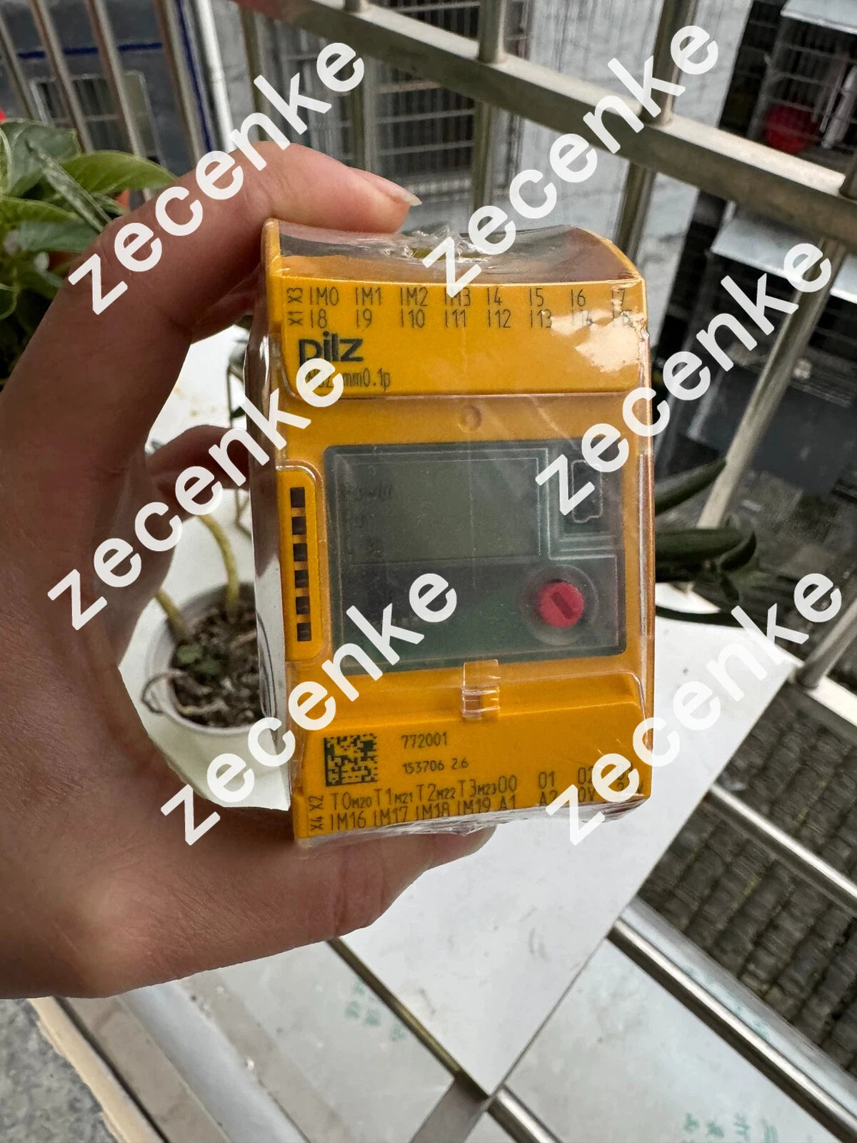 1 PCS NEW PILZ PNOZ MM 0.1P 772001 Safety Relay Safety Base Unit