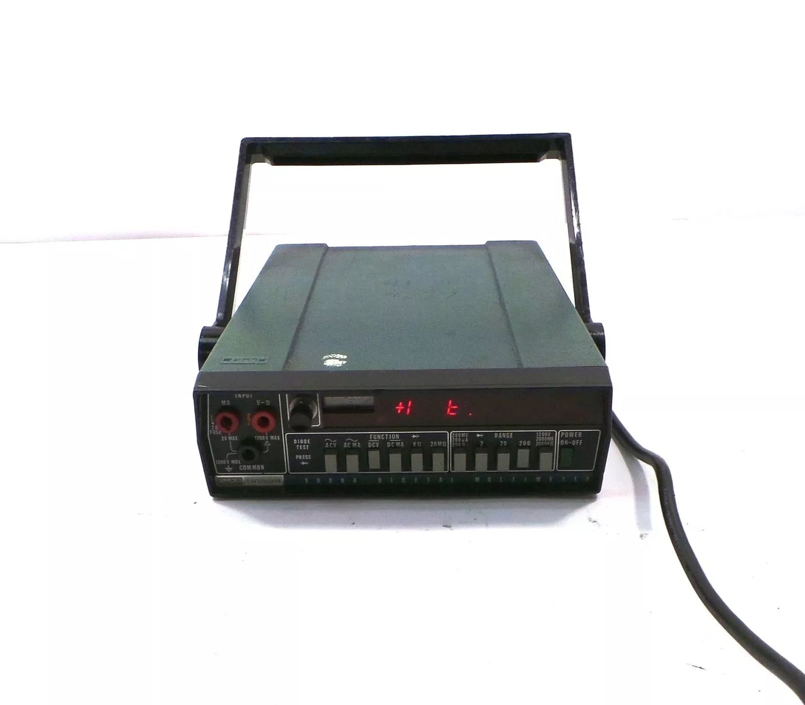 Fluke 8000A Digital Multimeter with Advanced Specifications