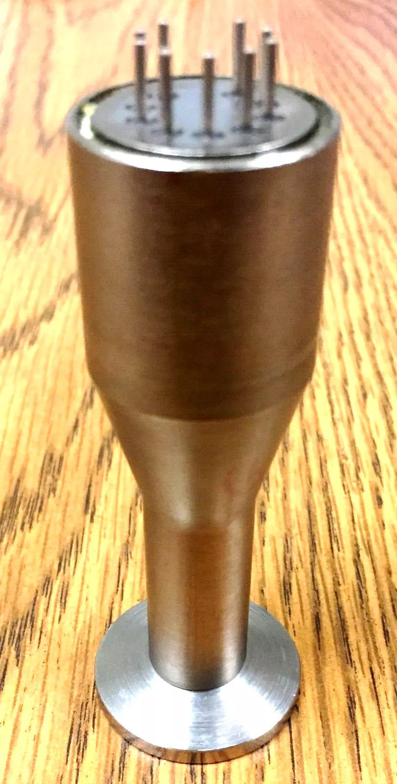 Leybold-Heraeus 16209 Pirani Vacuum Gauge with 9-Pin Connectors