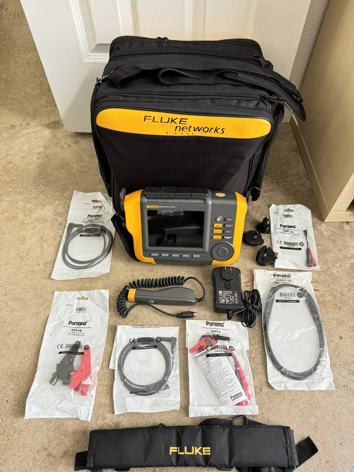 FLUKE 810 Vibration Tester & Tachometer