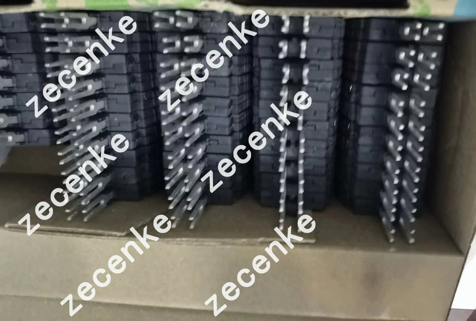 Lot of 50 PHOENIX CONTACT ST-SI-UK 4- 0921011 Modules