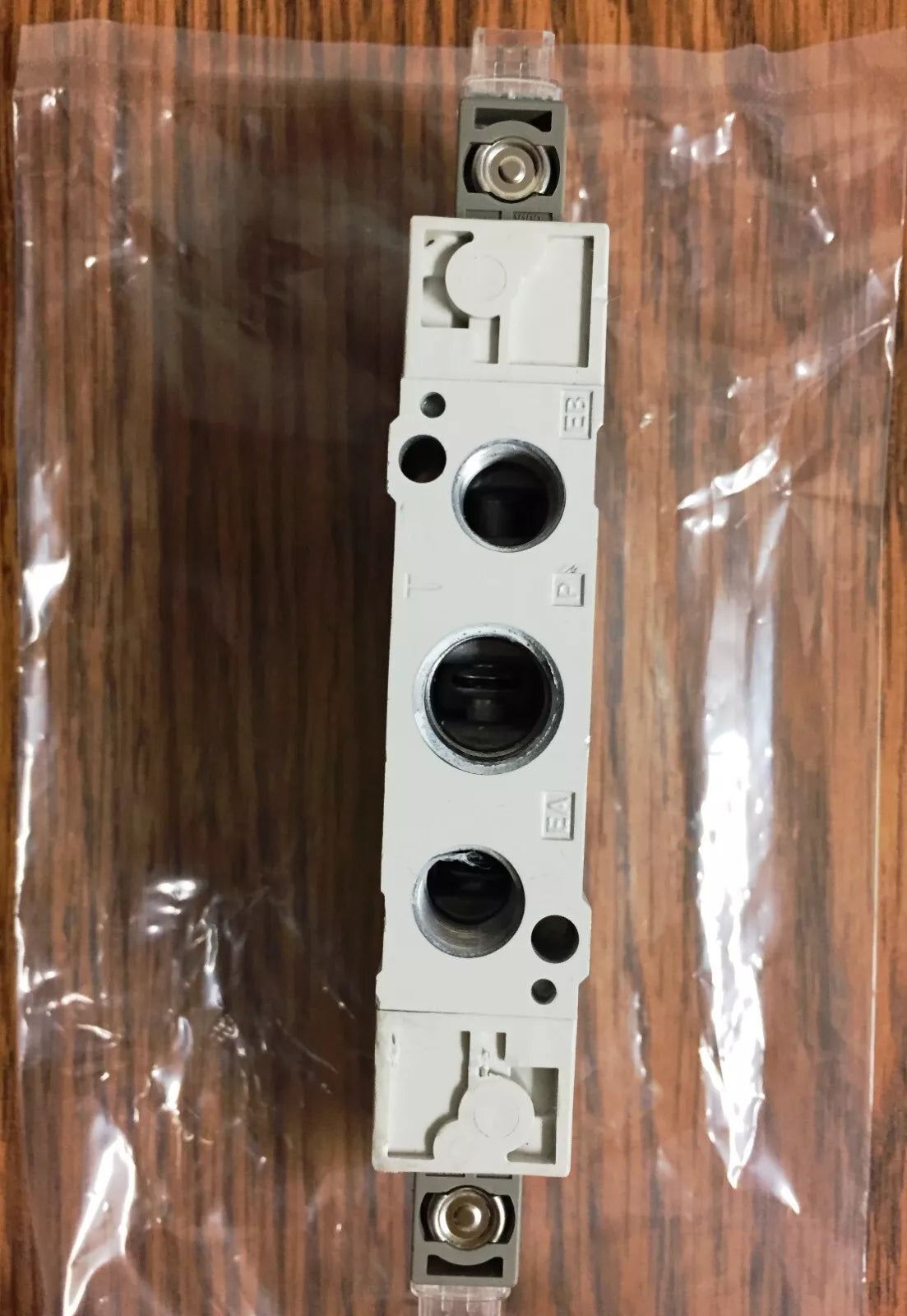 SMC SY7220-5LZ-02T Solenoid Valve Body for SY7000 Solenoid Valve