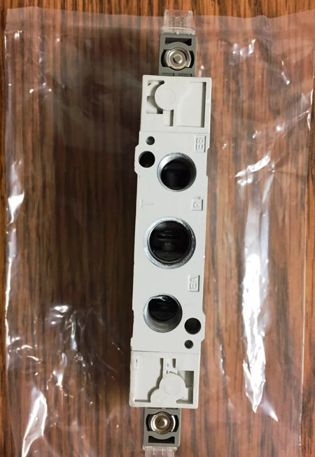 SMC SY7220-5LZ-02T Solenoid Valve Body for SY7000 Solenoid Valve