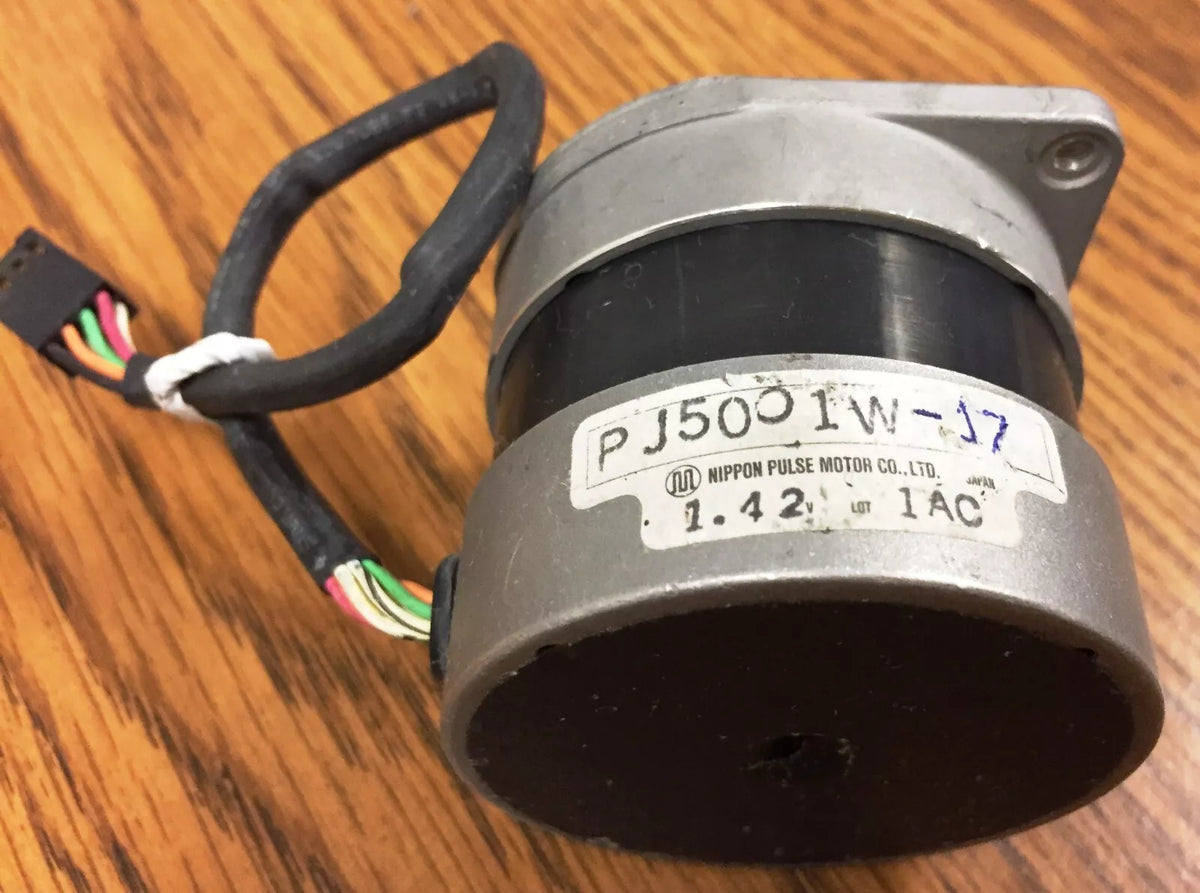 Nippon Pulse Motor PJ5001W-17 Stepper Motor
