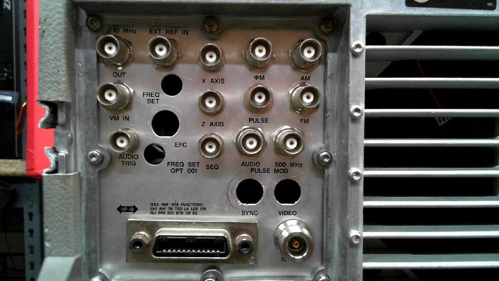 HP Agilent Keysight 8665B-003-004 Signal Generator 3744A01482