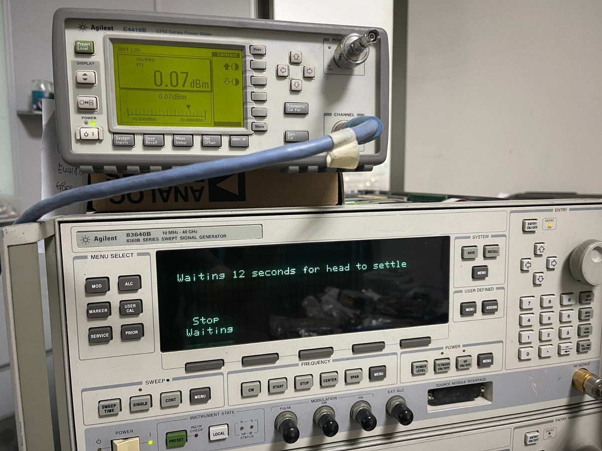 Agilent 83640B 10MHz-40GHz Synthesized Sweep Signal Generator 001/006/008_01<wbr/>111