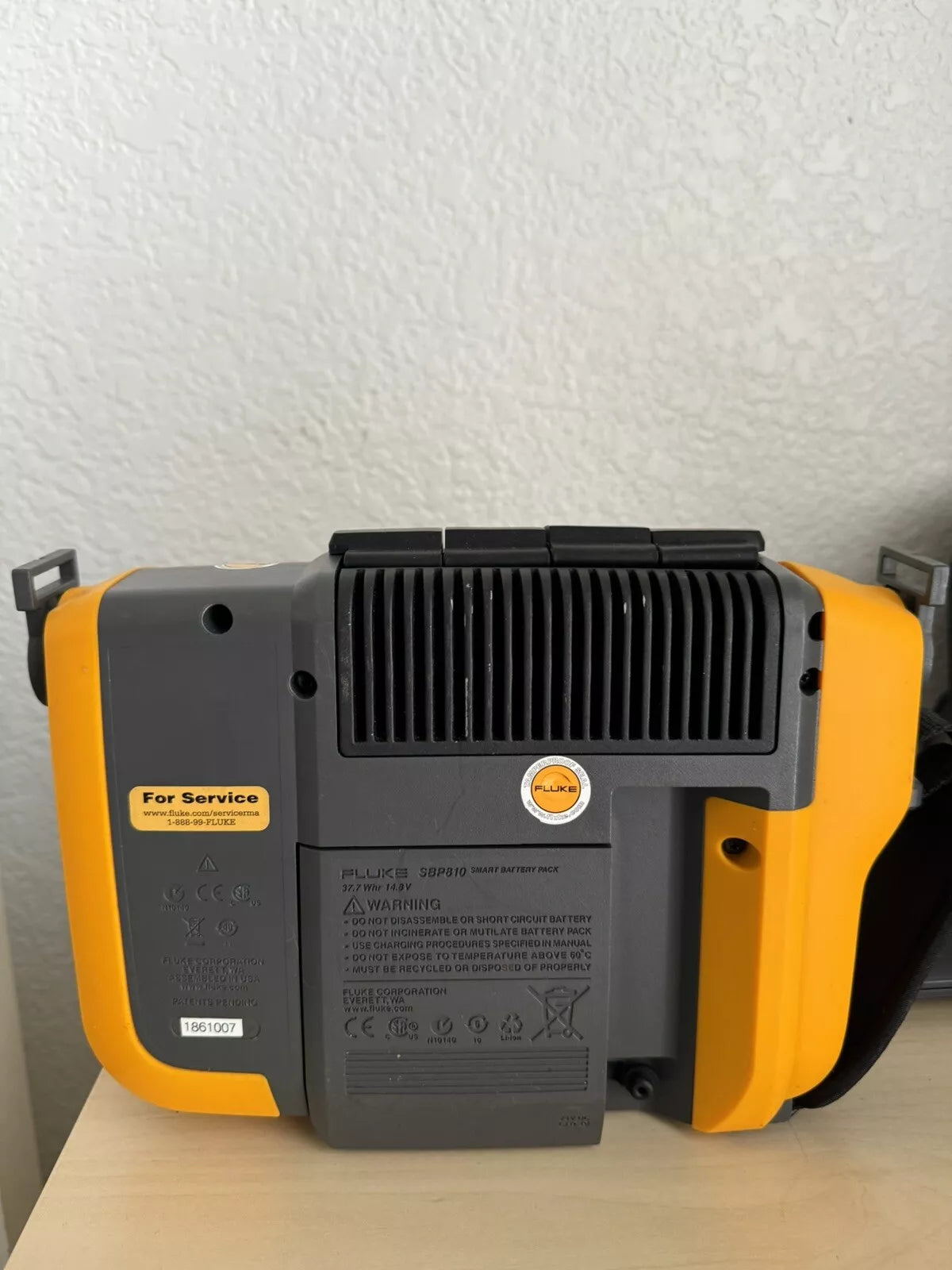 FLUKE 810 Vibration Tester & Tachometer
