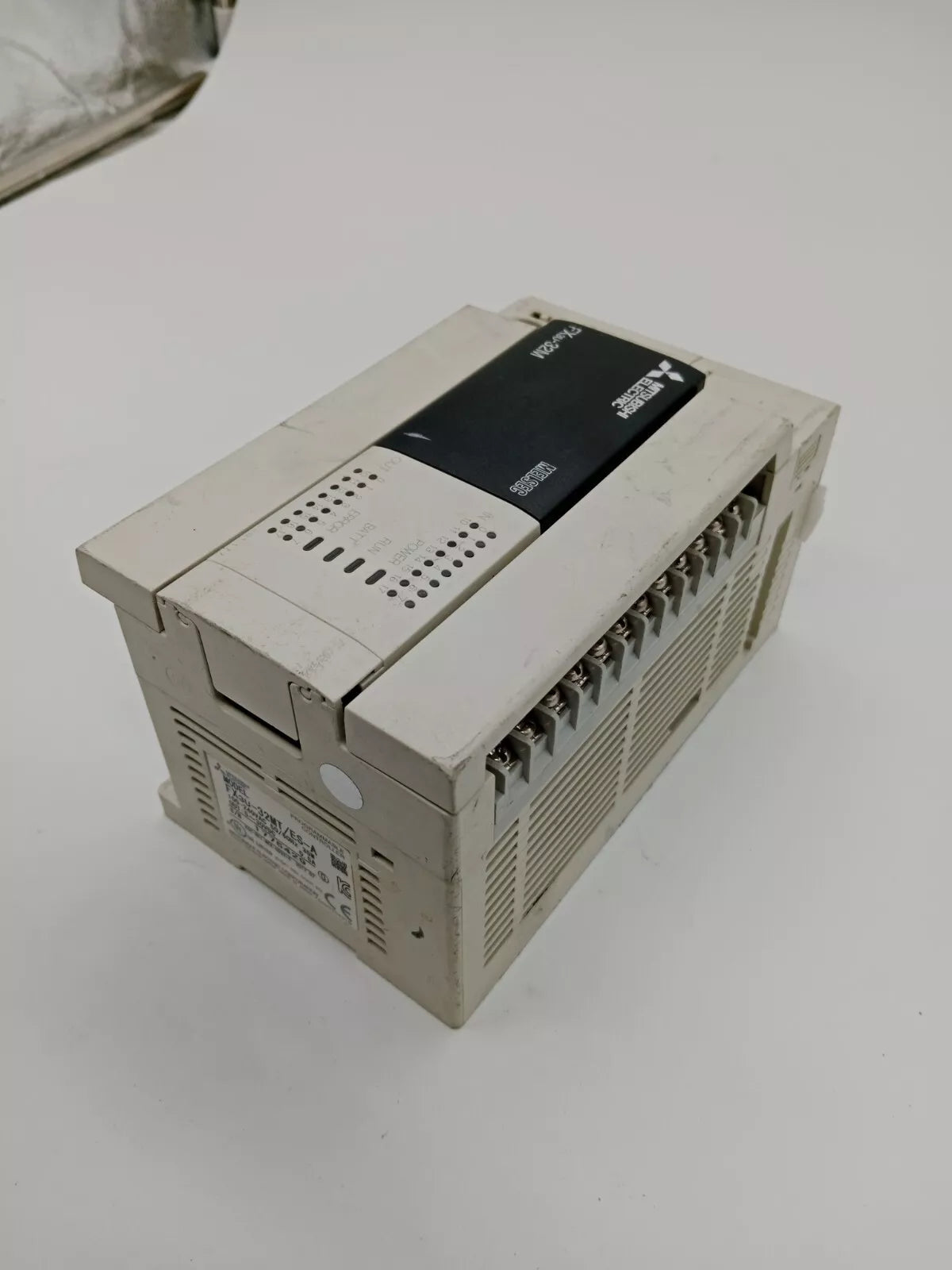 Mitsubishi FX3U-32MT/ES-A PLC, FX3U Base Unit AC 100-240V