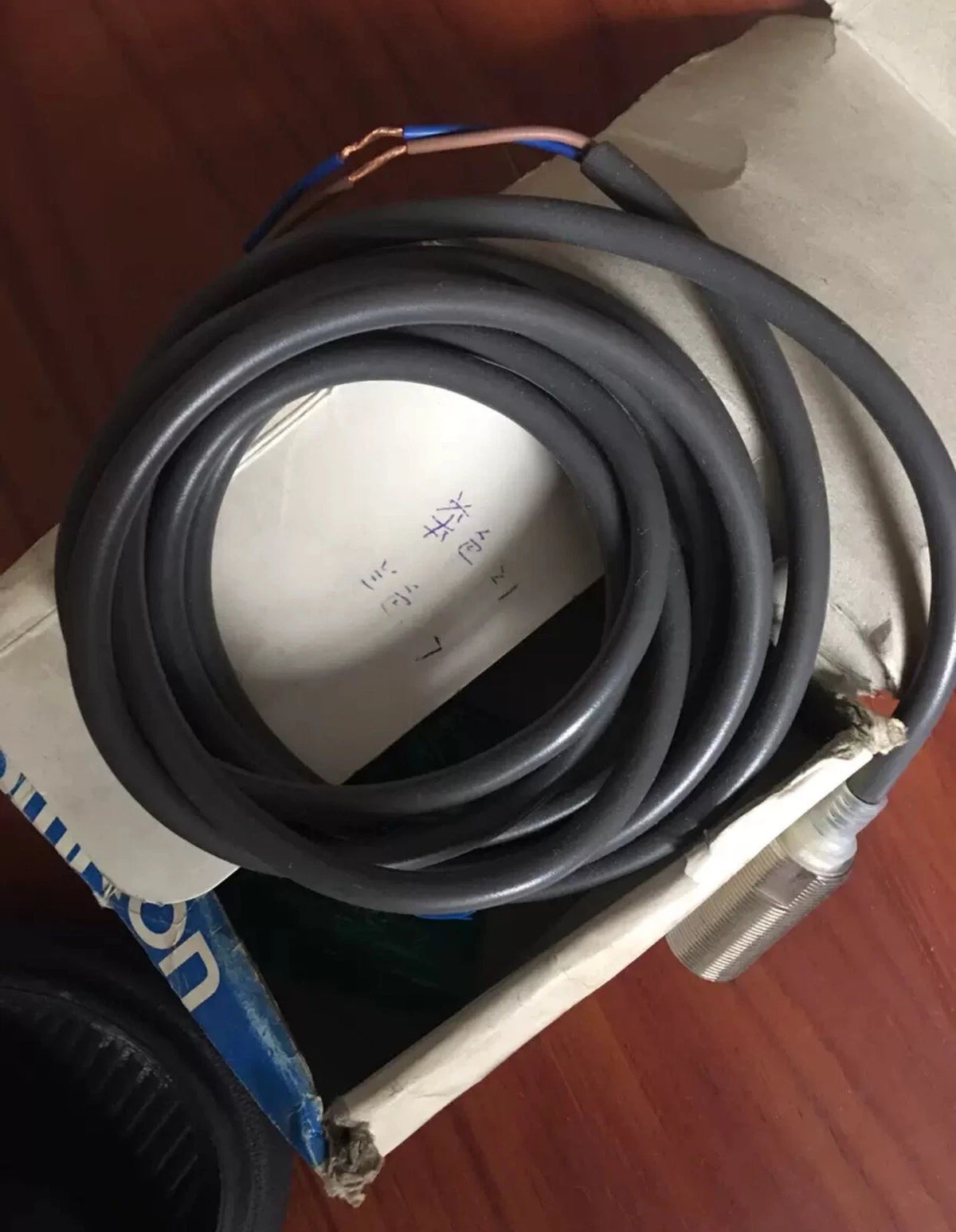 High-Quality E2E-X5Y1 Proximity Sensor for Industrial Automation