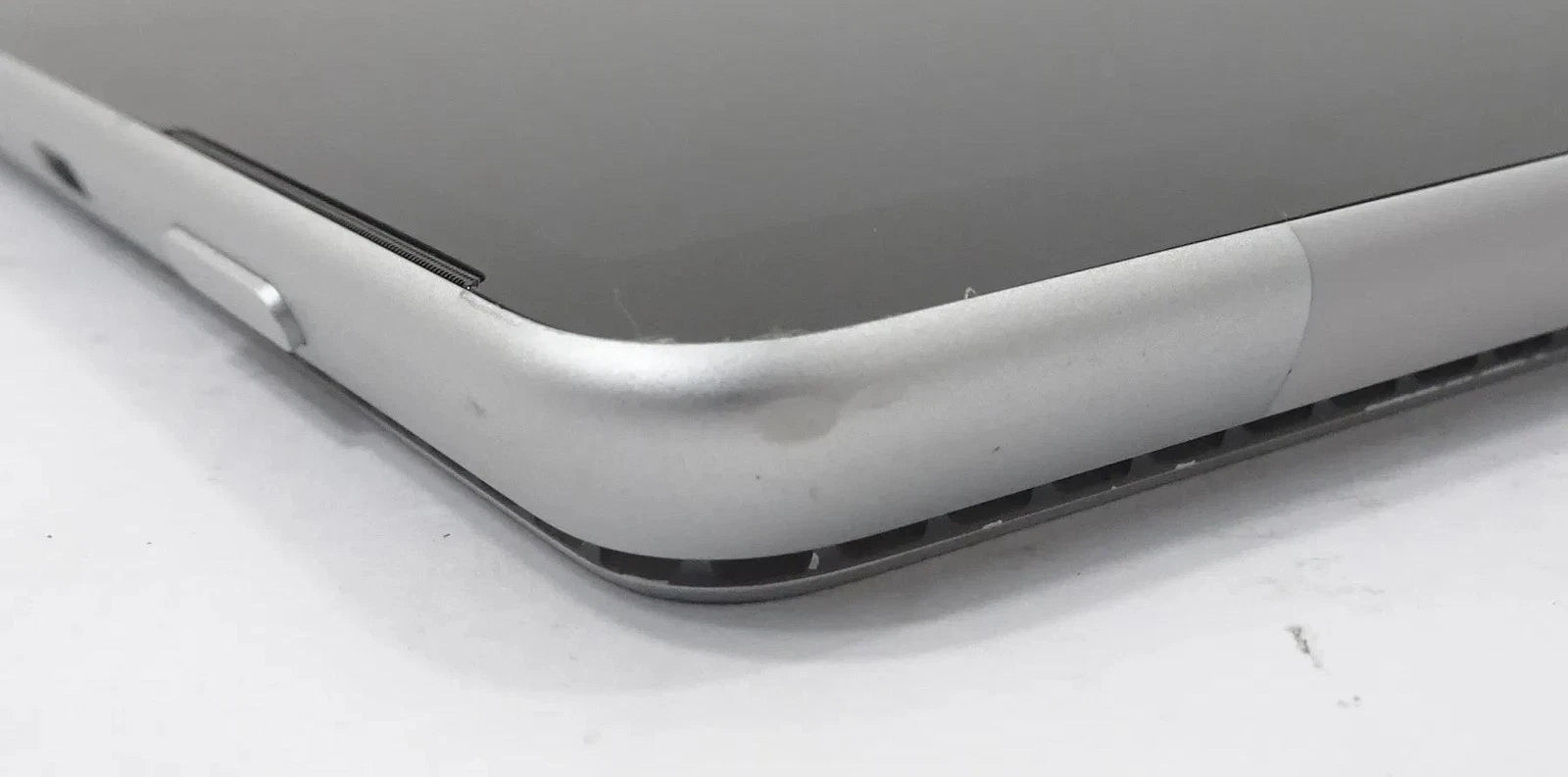 Microsoft Surface Pro 8 1983 Core i7-1185G7 3.00GHz 16GB 256GB Win 11 Home