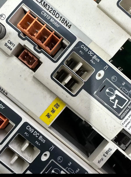Schneider Electric LXM32SD18N4 Servo Drive 1.8kW Single-Axis Motion Controller