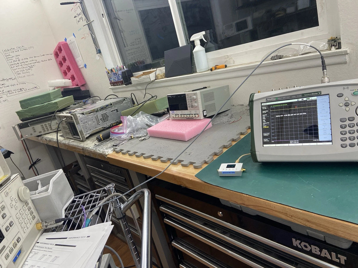 Anritsu Handheld Spectrum Analyzer Master MS2720T Portable with Excellent Calibration and Options
