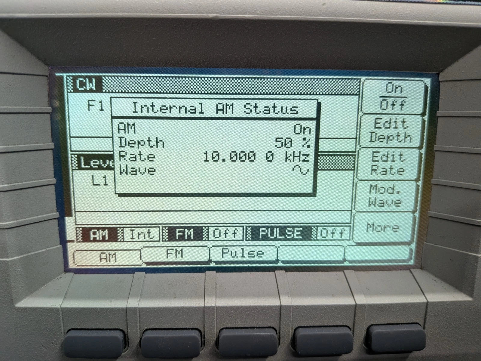 🔥Anritsu / Wiltron 68369A/NV Signal Generator Sweep 10MHz - 40GHz  2,11! CAL'D