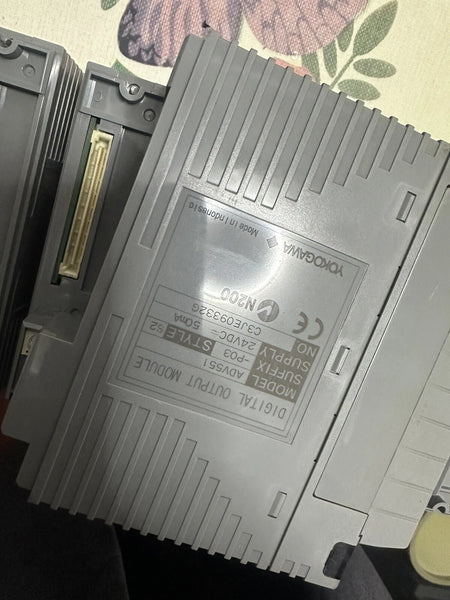 Yokogawa ADV551-P03/ADV551-P00 Product: Features & Specifications