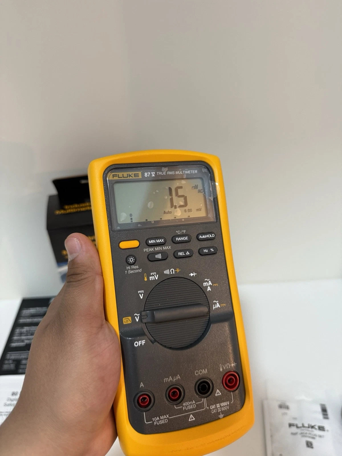 Fluke 87-V Industrial True RMS Digital Multimeter (MFG 2024)